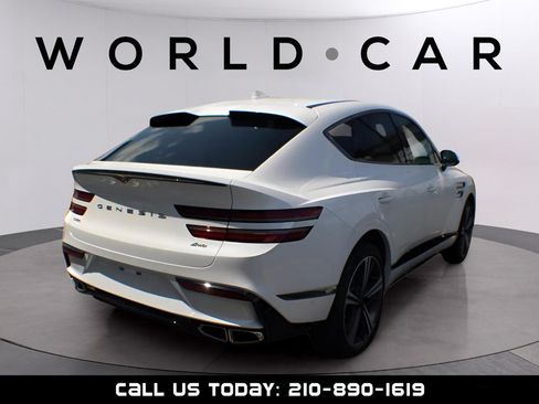 Used 2025 Genesis GV80 3.5T e-SC AWD/4WD image 3