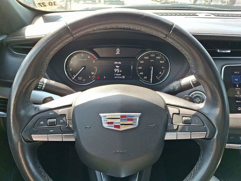 Used 2022 Cadillac XT4 Premium Luxury w/ Safety Alert Package image 18