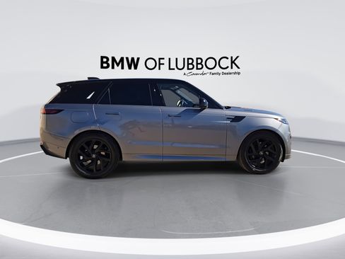 Used 2023 Land Rover Range Rover Sport SE Dynamic image 9