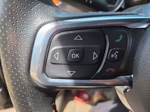 Used 2023 Jeep Gladiator Mojave w/ LED Lighting Group AWD/4WD image 8
