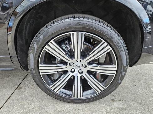 Used 2024 Volvo XC90 T8 Plus w/ Protection Package image 9
