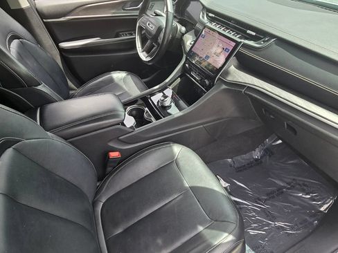 Used 2022 Jeep Grand Cherokee L Limited RWD image 19
