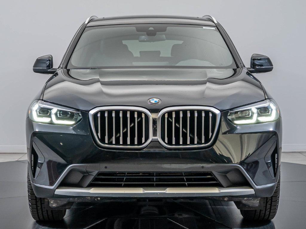 Used 2023 BMW X3 xDrive30i w/ Premium Package w/ZPA AWD/4WD image 2