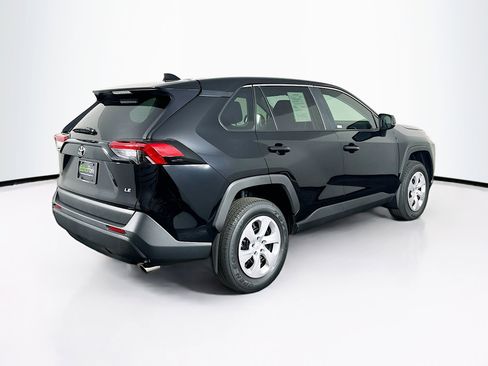 Used 2025 Toyota RAV4 LE image 9