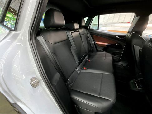 Used 2022 Volkswagen ID.4 Pro S w/ Gradient Package image 29