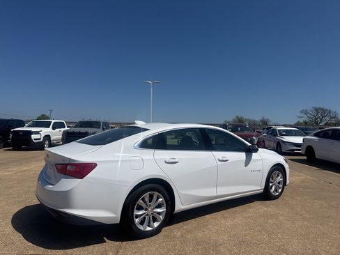 Used 2024 Chevrolet Malibu LT image 21