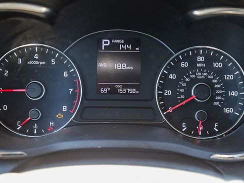 Used 2017 Kia Forte LX image 6