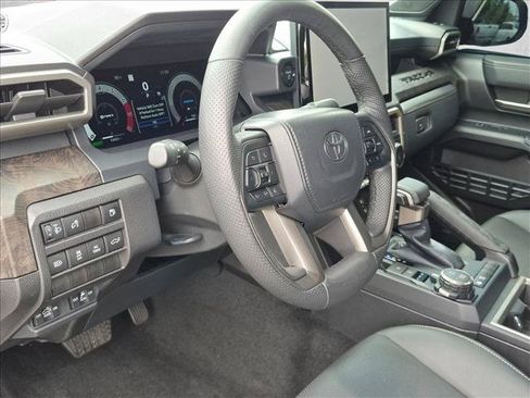 Used 2024 Toyota Tacoma Limited AWD/4WD image 9