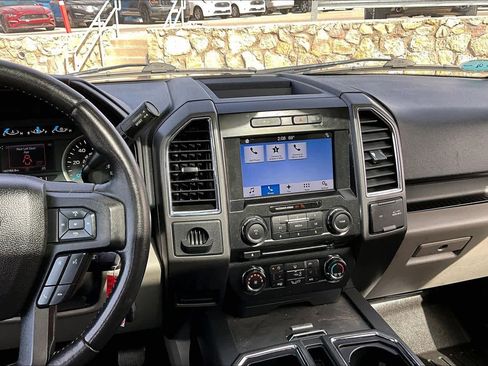 Used 2017 Ford F150 XLT w/ Equipment Group 302A Luxury image 7