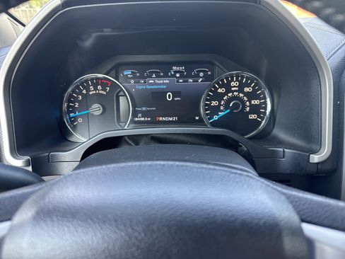 Used 2016 Ford F150 Lariat AWD/4WD image 23