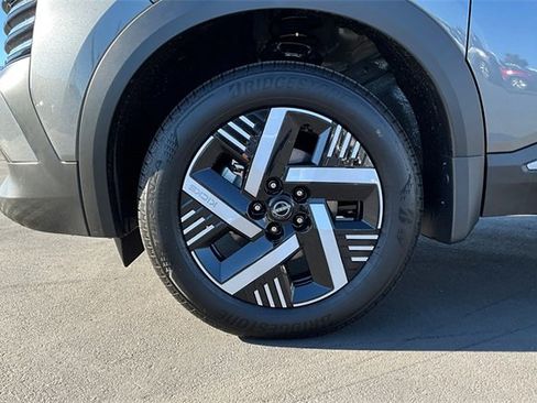 New 2026 Nissan Kicks SV image 12