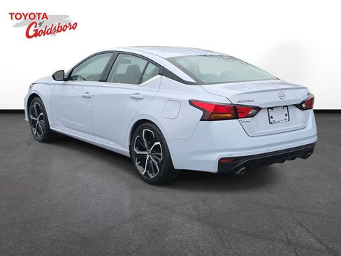 Used 2024 Nissan Altima 2.5 SR image 7
