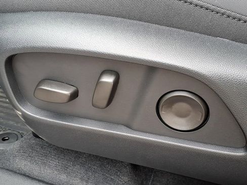 New 2026 GMC Terrain AT4 w/ Technology Package II AWD/4WD image 8