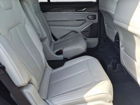 Used 2021 Jeep Grand Cherokee L Overland w/ Advanced Protech Group III RWD image 20
