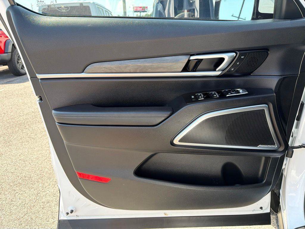 Used 2023 Kia Telluride SX X-Line AWD/4WD image 31