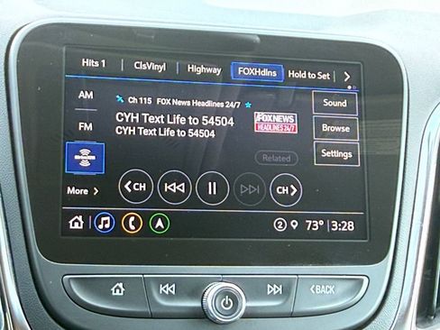 Used 2022 Chevrolet Equinox LT AWD/4WD image 14