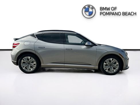 Used 2025 Genesis GV60 RWD image 8