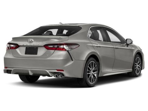 Used 2023 Toyota Camry SE w/ Convenience Package FWD image 2