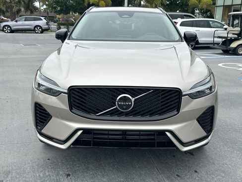 New 2026 Volvo XC90 T8 Core w/ Protection Package Premier image 4