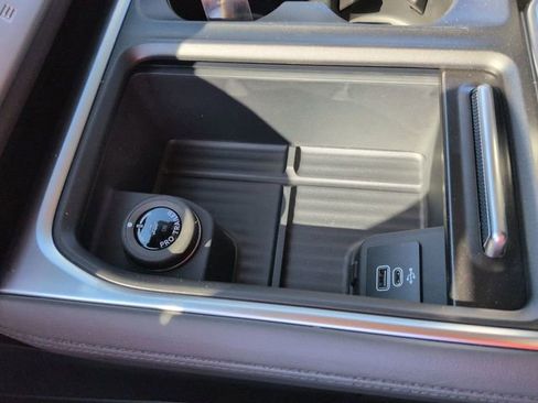 New 2026 Ford Expedition Active image 24