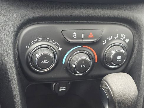 Used 2014 Dodge Dart SXT FWD image 7