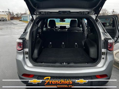 Used 2022 Jeep Compass Latitude w/ Convenience Group AWD/4WD image 27