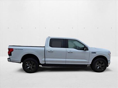 New 2025 Ford F150 Lightning Flash image 7