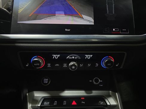 Used 2023 Audi Q3 2.0T Premium w/ Convenience Package image 26