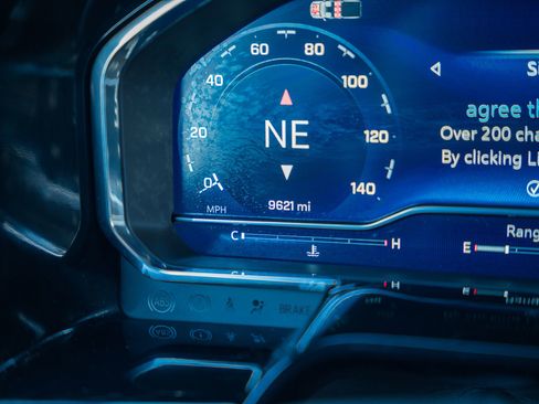 Used 2024 Chevrolet Silverado 1500 ZR2 w/ Technology Package image 52