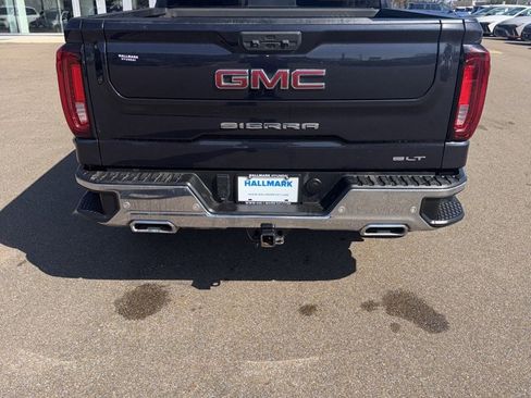 Used 2022 GMC Sierra 1500 SLT w/ SLT Premium Plus Package image 10