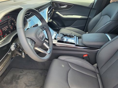 New 2025 Audi Q8 Prestige image 7