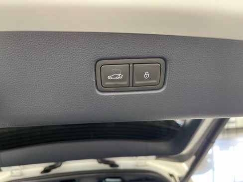 Used 2025 Genesis GV70 3.5T Sport w/ Sport Prestige Package AWD/4WD image 36