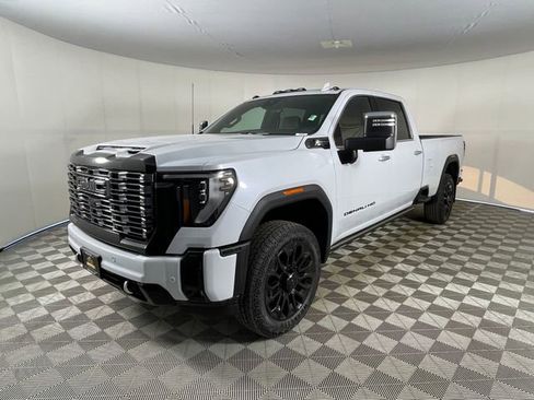 New 2026 GMC Sierra 2500 Denali Ultimate AWD/4WD image 1