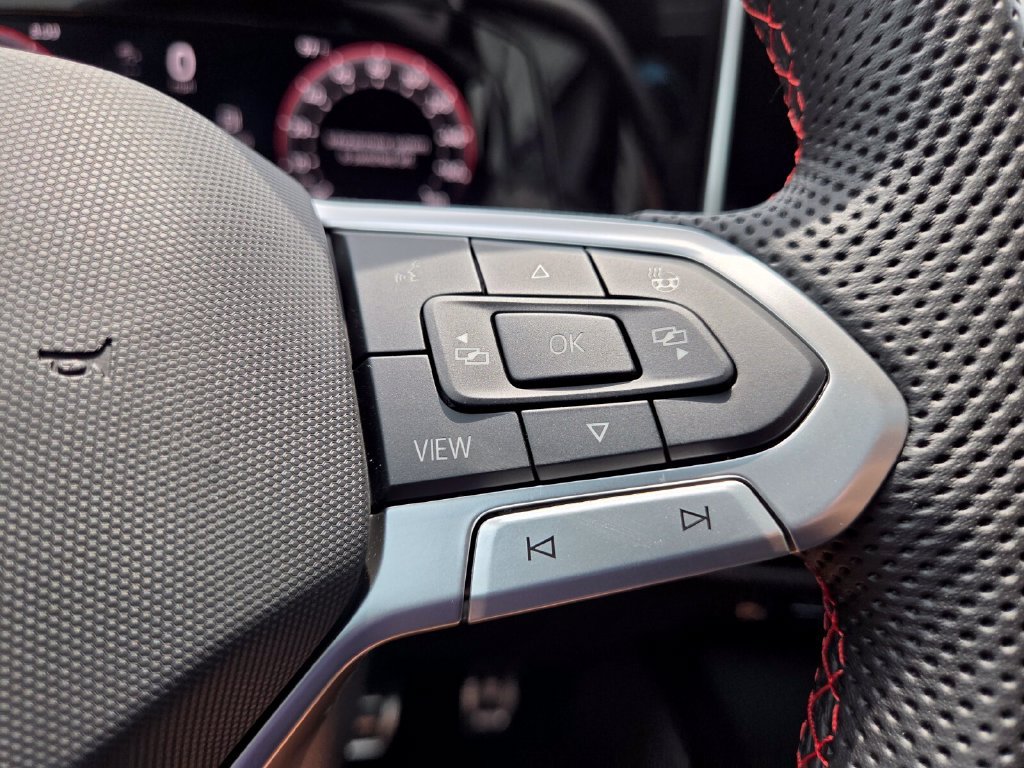 New 2026 Volkswagen GTI SE FWD image 14