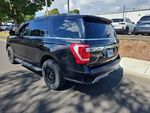 Used 2019 Ford Expedition XLT w/ Equipment Group 201A AWD/4WD image 3