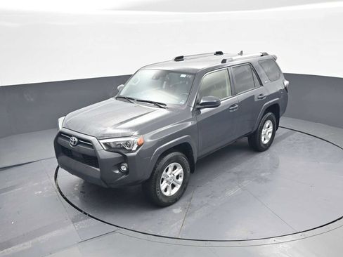 Used 2024 Toyota 4Runner SR5 image 33