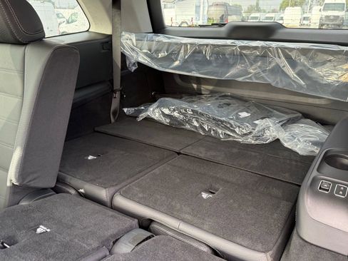 New 2026 Mercedes-Benz GLS 450 GLS 450 image 30