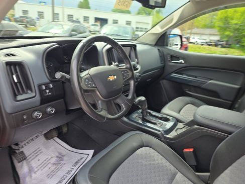 Used 2019 Chevrolet Colorado Z71 AWD/4WD image 20