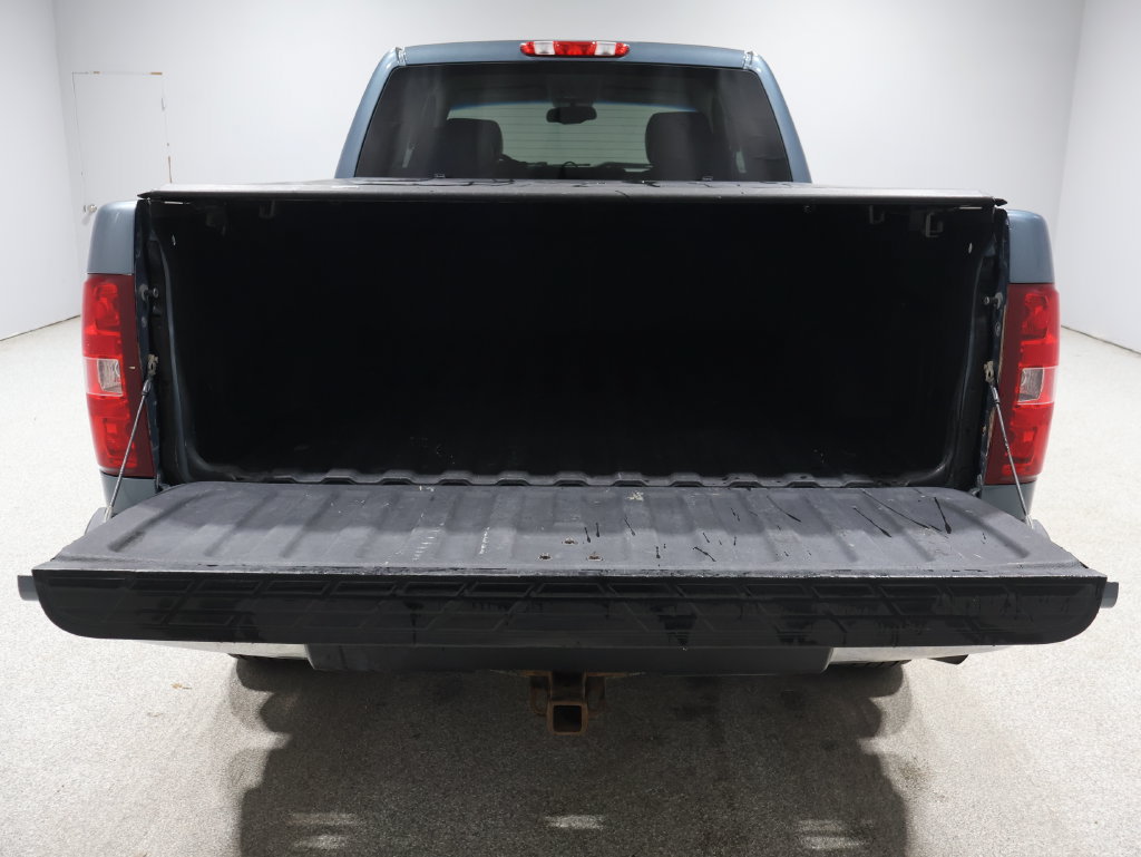 Used 2010 Chevrolet Silverado 1500 LTZ w/ LTZ Plus Package AWD/4WD image 5