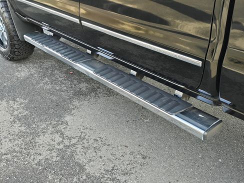 Used 2015 Chevrolet Silverado 3500 High Country image 11