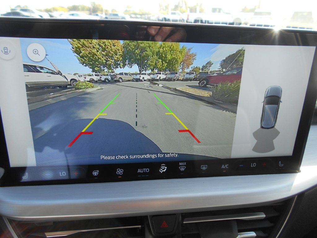 Used 2025 Ford Escape Platinum AWD/4WD image 14