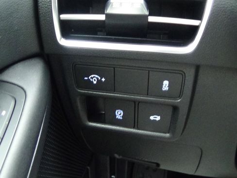 Used 2025 Hyundai Sonata SEL FWD image 19