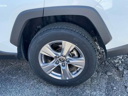 Used 2024 Toyota RAV4 XLE image 5