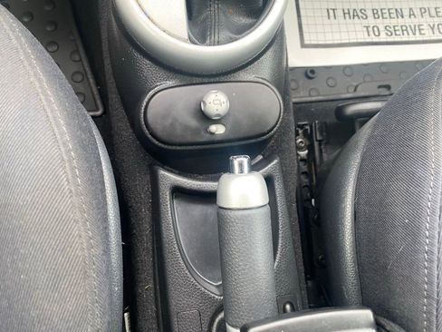 Used 2005 MINI Cooper Hardtop FWD image 15