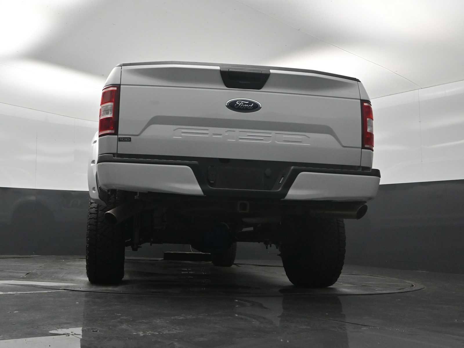 Certified 2019 Ford F150 XLT w/ Equipment Group 302A Luxury AWD/4WD image 22