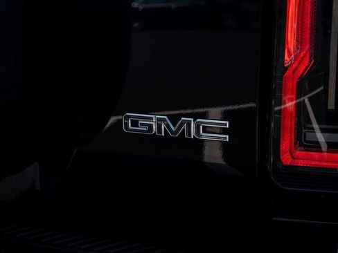 Used 2024 GMC Hummer EV 2X w/ Extreme Off-Road Package AWD/4WD image 14