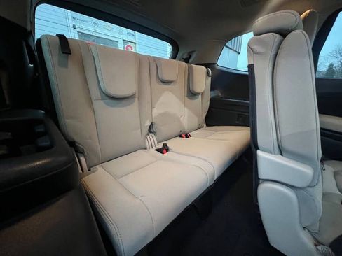 Used 2019 Subaru Ascent Premium image 28