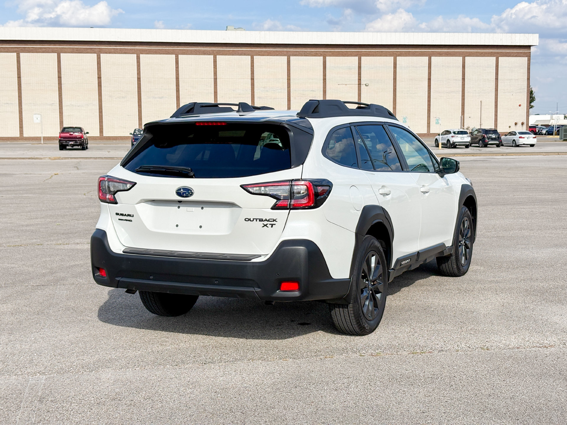 Used 2024 Subaru Outback Onyx Edition XT AWD/4WD image 9