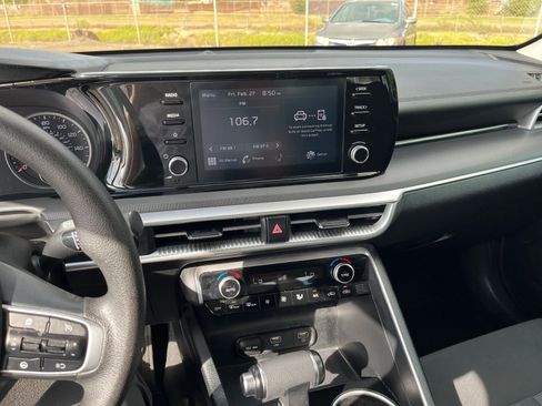 Used 2023 Kia K5 LXS image 17