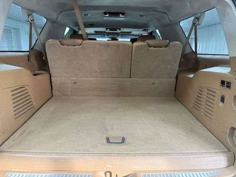 Used 2016 Cadillac Escalade ESV Platinum image 33